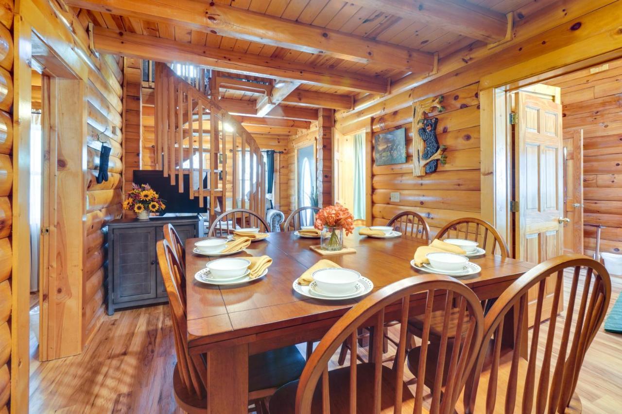 Lovely Gatlinburg Cabin With Private Hot Tub! Exterior photo